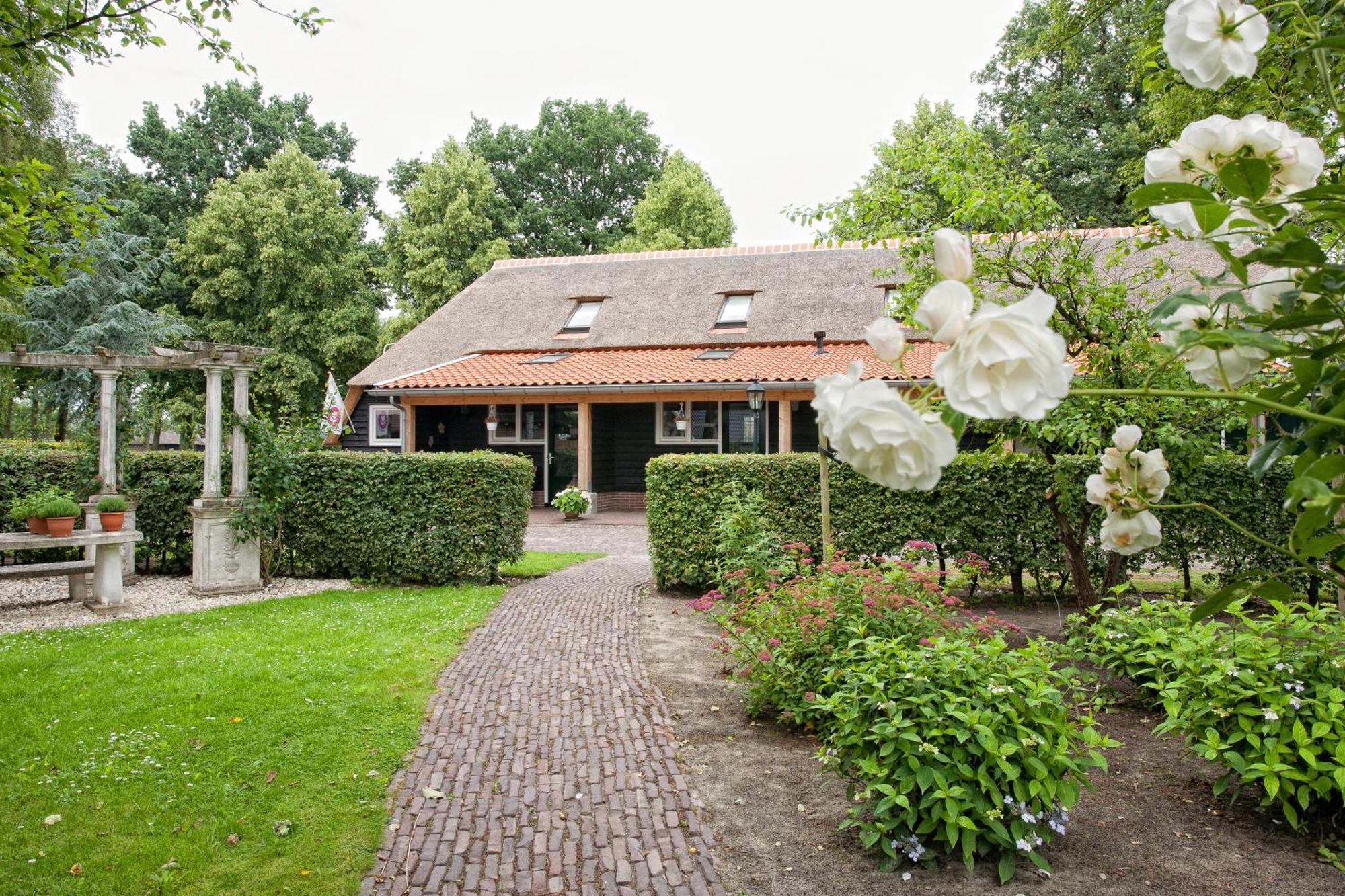 Rheezerstee Bed & Breakfast エクステリア 写真